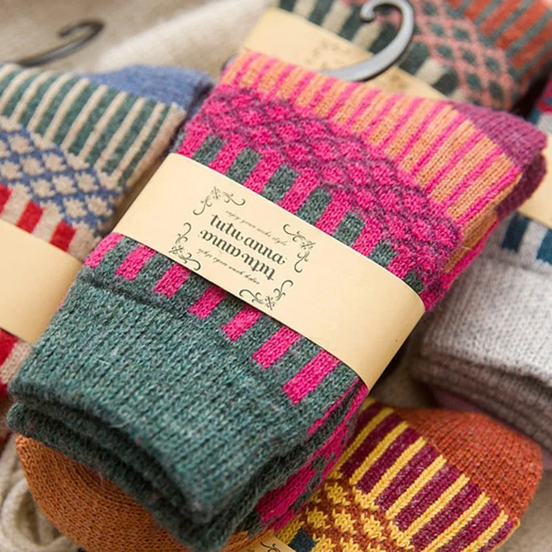 Anysox 5 Pairs One Size 5-9 Mix Color Winter Thick Warm Wool Socks With Colorful Fashionable And Casual Euramerican National Wind-Flowers Sock