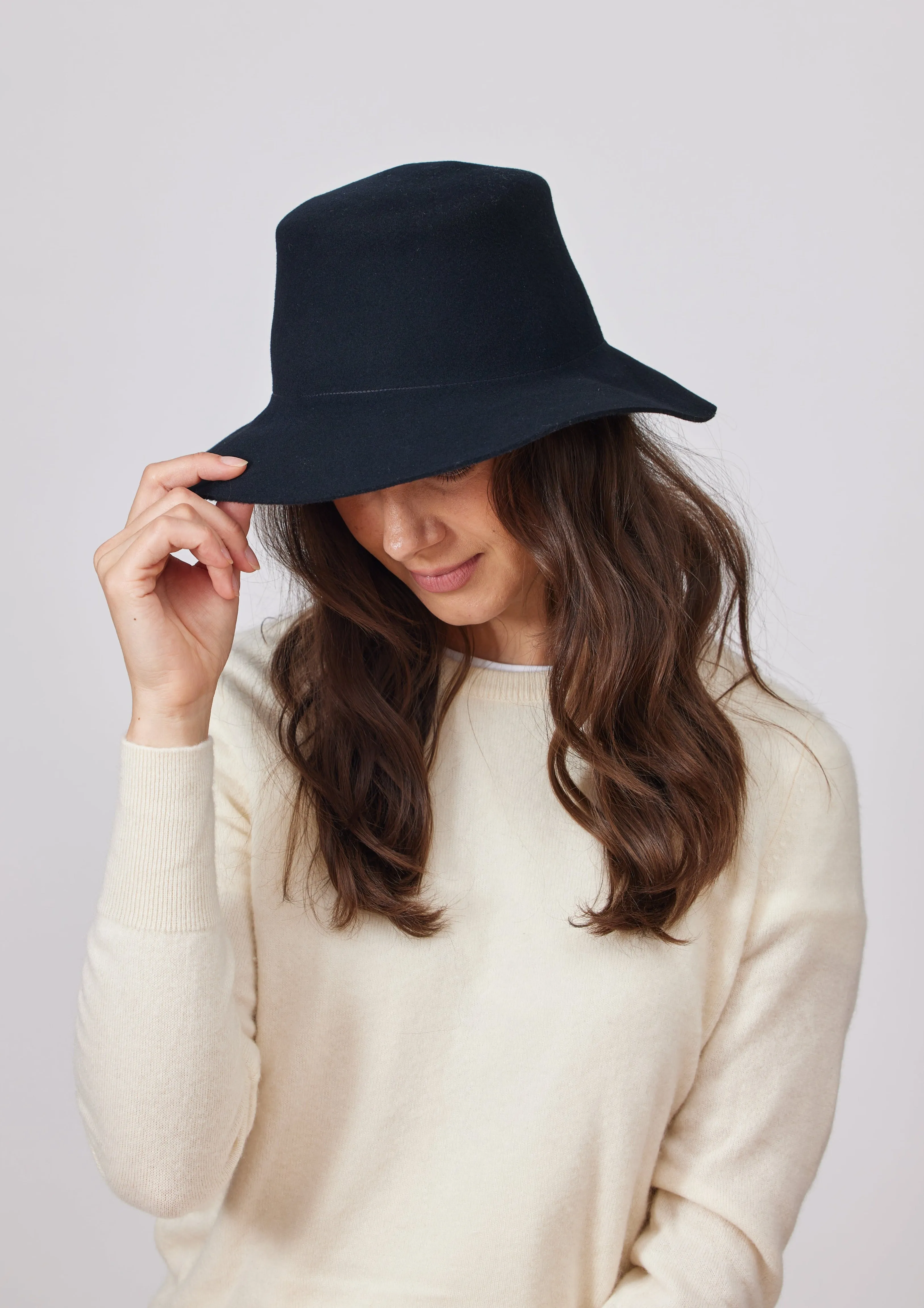 Packable Bucket- Black