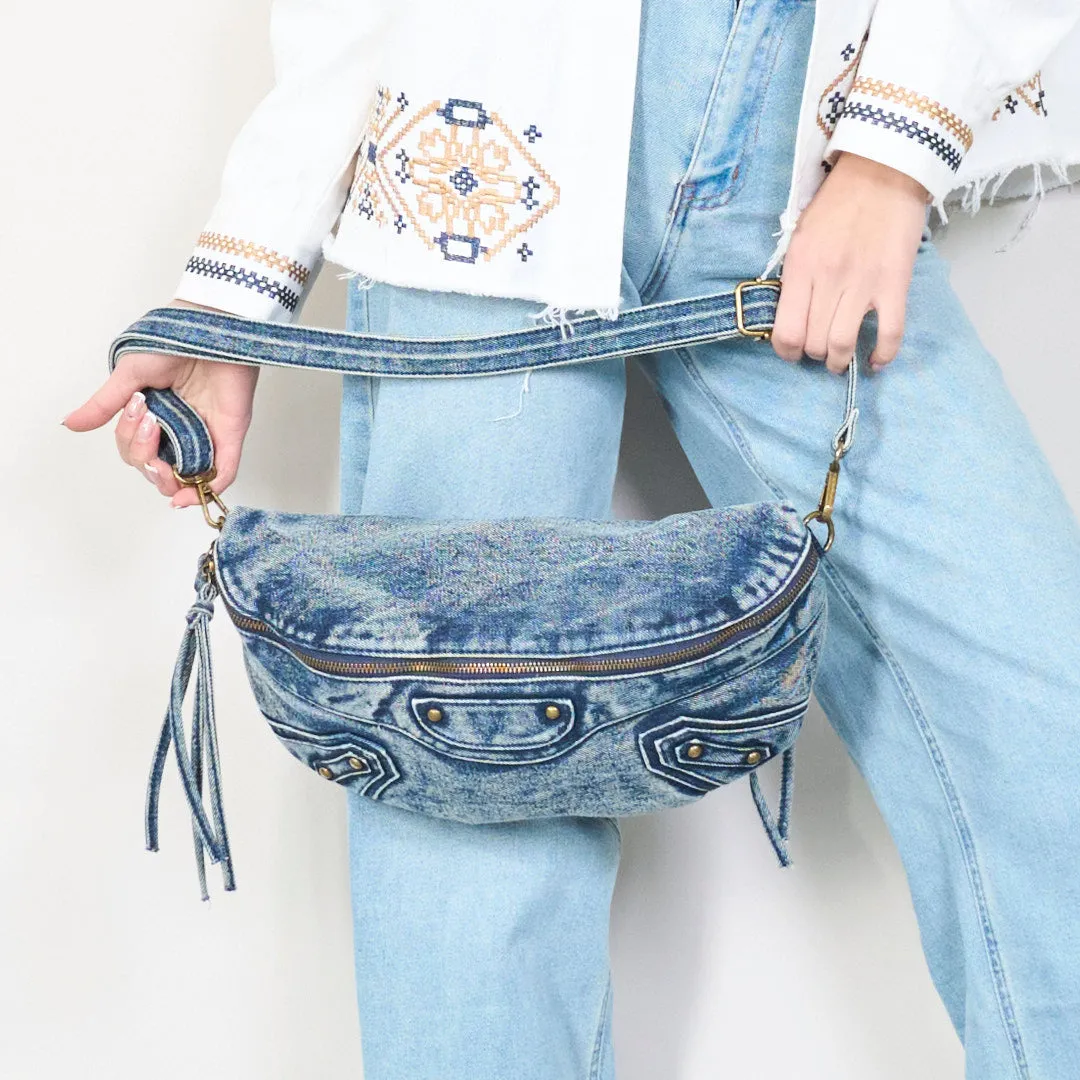 Vintage washed leather waist bag with zipper closure wholesale